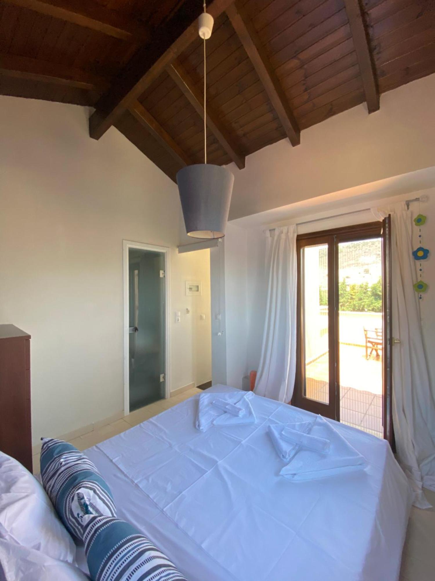 Georges Villa Galaxidi, Family, Pool And Garden Екстериор снимка